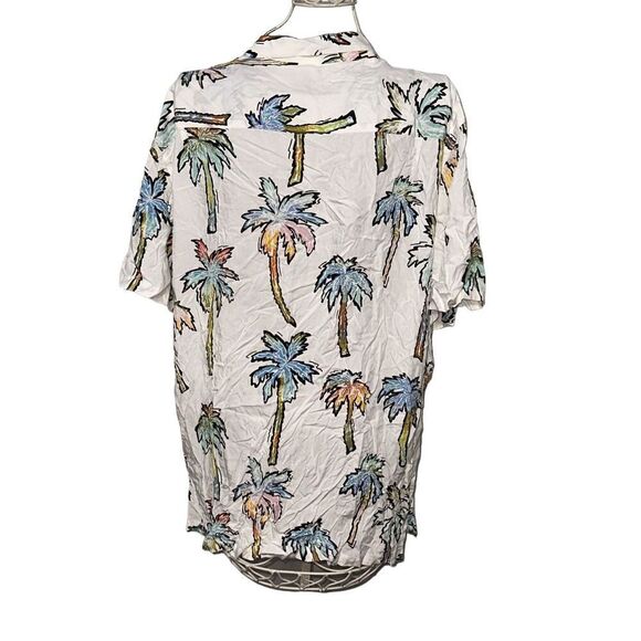 NEW WITH TAGS UO URBAN OUTFITTERS Gradient Palms Rayon Short Sleeve Button-Down - Picture 4 of 12